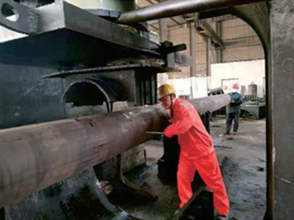 屈曲約束支撐制(zhì)作(zuò)中